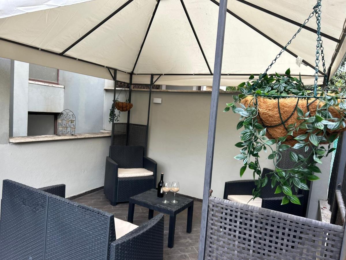 Carpegna Luxury Apt With Terrace Рим Екстериор снимка
