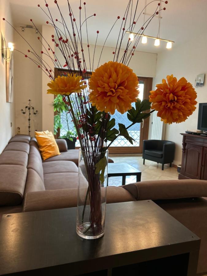 Carpegna Luxury Apt With Terrace Рим Екстериор снимка